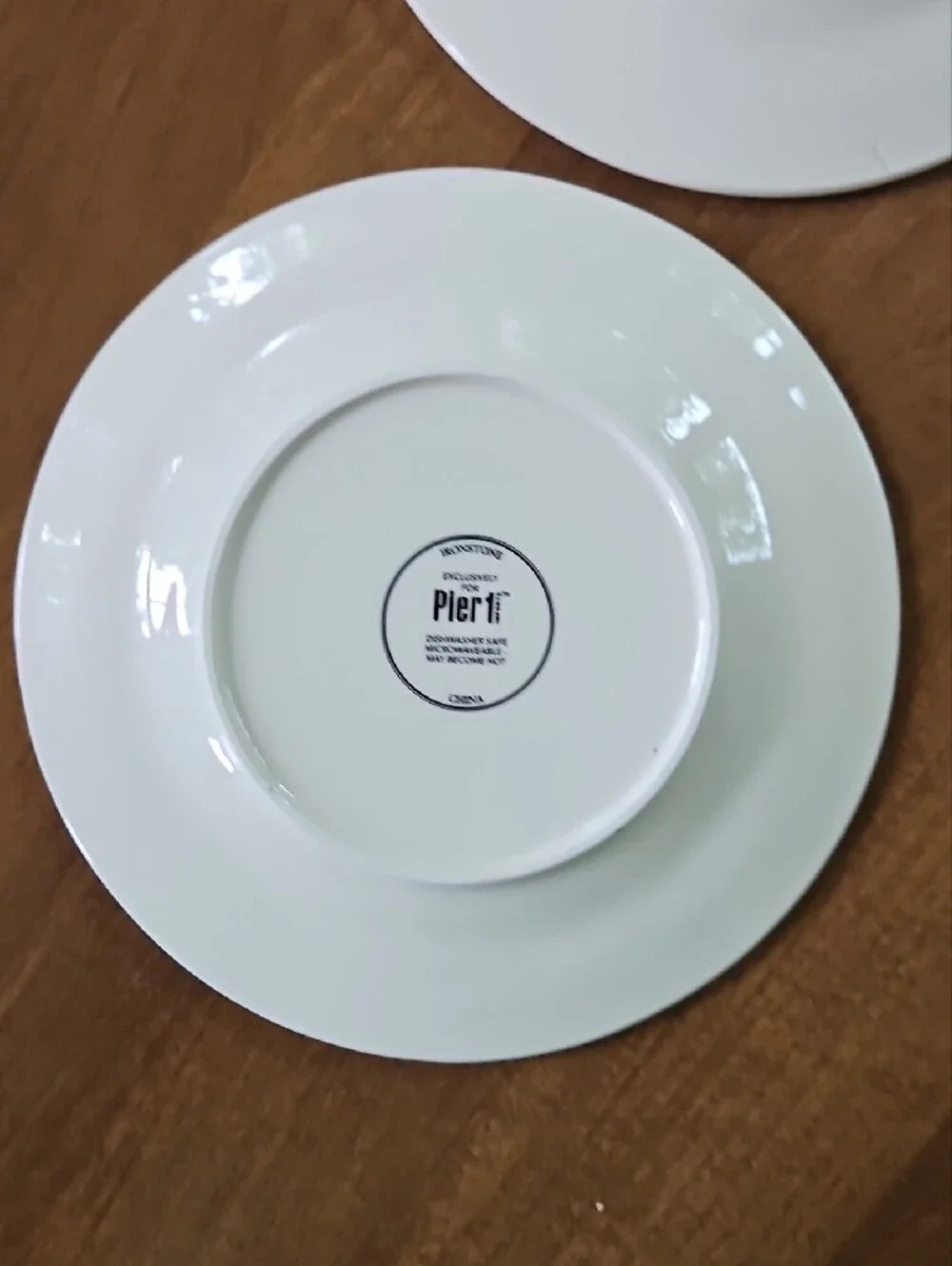 Pier 1 Cat in a Pumpkin Fall Salad/Lunxh Plates 8.5